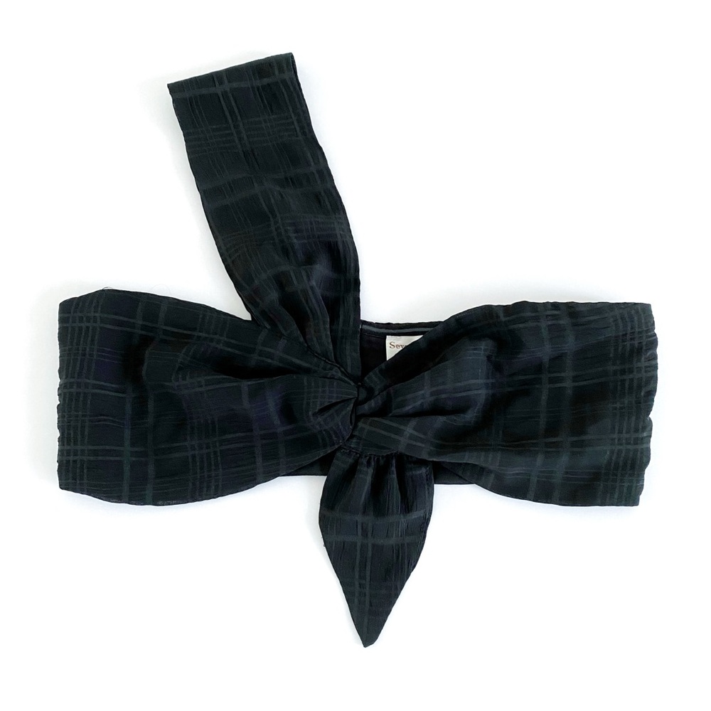 SEVEN WONDERS BLACK MARBELLA SINGLE STRAP FRONT KNOT CROP TOP - Picture 2 of 9